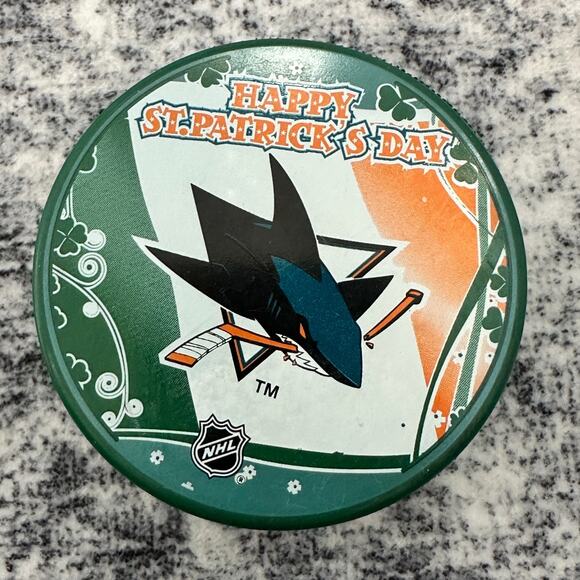 San Jose Sharks NHL Happy St. Patrick's Day Commemorative Hockey Puck Irish Flag - Picture 1 of 5